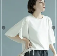 専用　未使用タグ付チューリップスリーブトップス オフホワイト 五分38/M