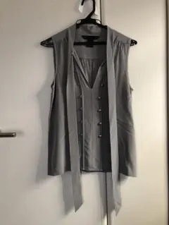 【MARC JACOBS】シルク ノースリーブトップス 2025年最新】Marc by Marc Jacobs 素材：シルク ノースリーブの