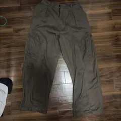 カーゴパンツ カーキ