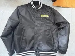 KUHLブラック スタジャン