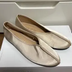 フラットシューズ　M