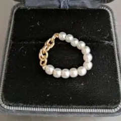 パールとチェーンのリング