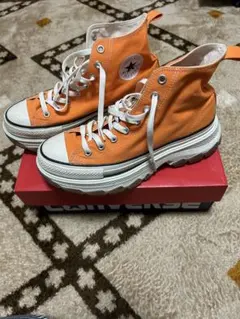 Converse オレンジ 厚底ハイカットスニーカー