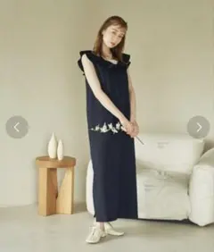 hinari フリルカラーワンピ（ネイビー）