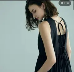 Mila Owen バックデザインギャザーワンピース 黒 0 S　背中開きのサムネイル
