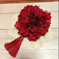 ハンドメイド髪飾り★紅華ダリアの髪飾り★一点物★赤系ダブルコームタイプ★成人式★