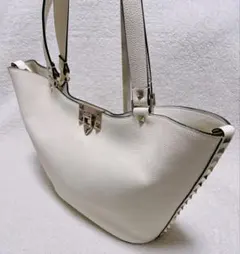 Item thumbnail for item 3ec2b366-7f92-4612-a57f-269a1911e12f