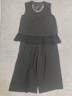 ブラックパンツセットアップ　パンツドレス　結婚式