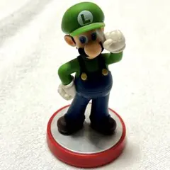 【美品】 amiibo ルイージ マリオシリーズ アミーボ フィギュア