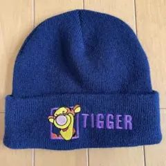 Item thumbnail for item c25a70a7-9b1f-4352-a037-e25c4cfc2f5e