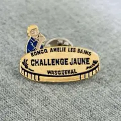 ピンバッジ　32414 人物　ヴィンテージ　ピンバッチ ピンズ　pins