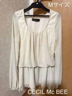 美品 CECIL Mc BEE ブラウス　カットソー　トップス　M