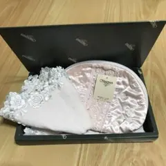 【お値下げ中】新品未使用　近沢レース　ポーチ　タオルセット　（箱なし）