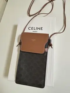CELINE トリオンフ スマホショルダーバッグのサムネイル