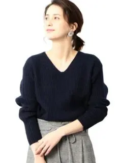 green label relaxing ラメ Vネック ニット ネイビー