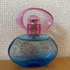 サルヴァトーレフェラガモ インカント チャームオーデトワレ