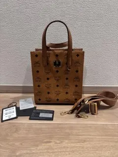 MCM mini arenのサムネイル