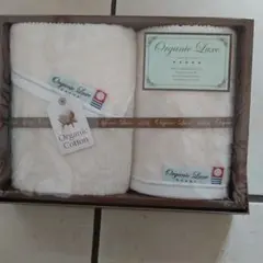 Item thumbnail for item 9530297b-8aa4-4f96-b062-70835a71610a