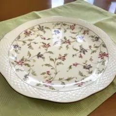 ナルミNARUMIボーンチャイナ　小花柄　大皿のサムネイル