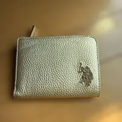 U.S. POLO ASSN. ゴールド 二つ折り財布のサムネイル