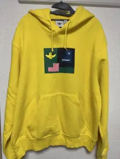 adidas パーカー イエロー