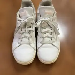 adidas スニーカー ホワイト