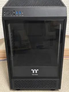 Thermaltake The Tower 100