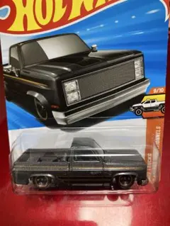326‼️'83 CHEVY SILVERADO ブラックミニカー