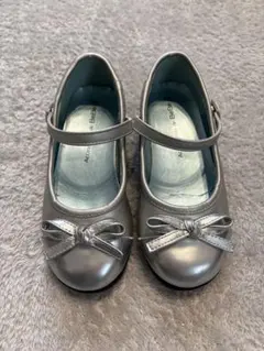 シルバー リボン付き フォーマルシューズ