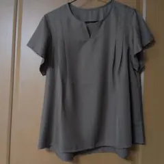 ベージュ 半袖シャツとワイドパンツ セットのサムネイル