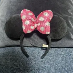 ディズニー　ミニー　カチューシャ　ピンク　スパンコール