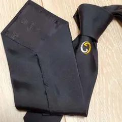 希少✨美品 GUCCI グッチ ネクタイ 黒 ゴールド インターロッキングのサムネイル