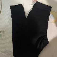 試着のみ　西松屋　マタニティ ブラックパンツ　ズボン　バックポケット付き