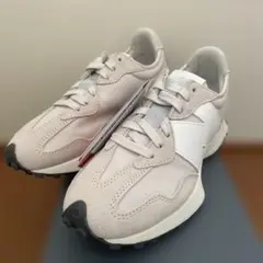 【新品】New Balance ベージュスニーカー　グリーンレーベル　23.5