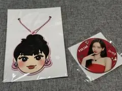 aespa カリナ　おぱんちゅうさぎラバーキーホルダーと缶バッチのセット￼