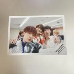 セルフィー 公式写真　ジェシー　森本慎太郎　渡辺翔太