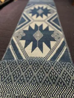 ラオス　藍染織物　テーブルランナー　タペストリー　幾何学模様　インテリア装飾 ラオス藍染織物テーブルランナータペストリー幾何学模様インテリア装飾