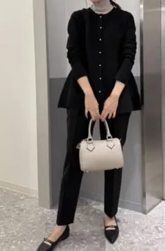 【新品未使用】スーツカンパニー　テーパードパンツ