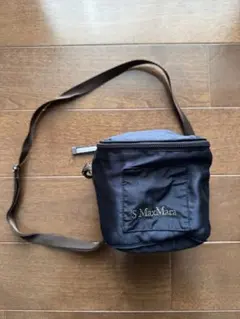 Item thumbnail for item a3897c9e-cddf-4911-a093-f1e9da046f70