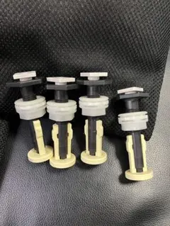 TOTO製ウォシュレット、タンク留め具4本セット(ALL樹脂製)