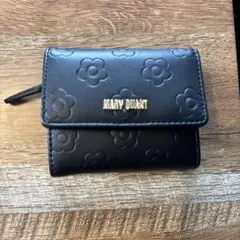 MARY QUANT 三つ折り財布 ブラック デイジー柄のサムネイル