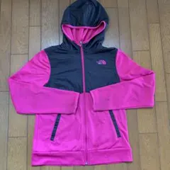 キッズ　フーディジャケット