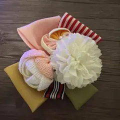 【安い！】カラフルな花飾りとリボンの髪飾り