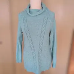 春色　ケーブル編み カウルネック セーター