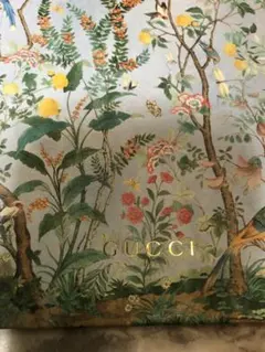 出ました　GUCCIのノートです♪♪