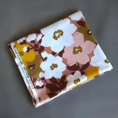 花柄プリント布地・木綿・92㎝巾・1m・ROAMカーテン·テキスタイル