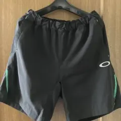 ★OAKLEY メンズ ハーフパンツ★のサムネイル