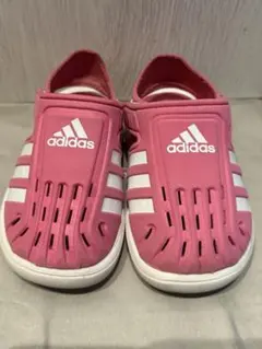 adidas サンダル　ピンク　14センチ