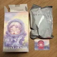 POPMART SKULLPANDA ぬいぐるみペンダント　Blossom