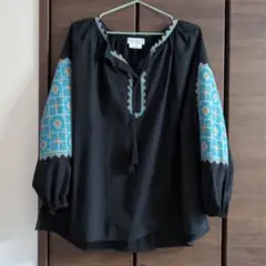 CIAPANIC TYPY 刺繍入りブラックシャツお値引きしました
